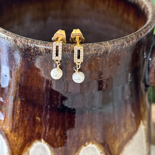 Jena Rectangle Pearl Earrings-Ariette Jewelry