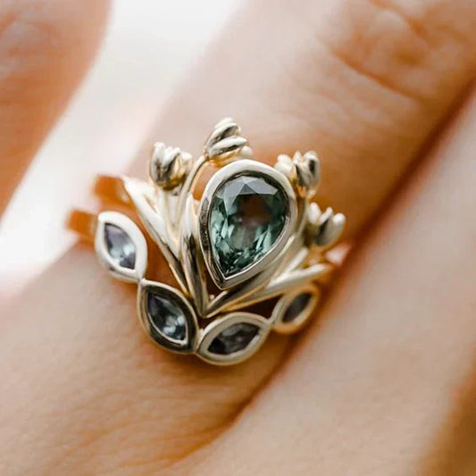 Vintage Green Exotic Crystal Ring-Ariette Jewelry