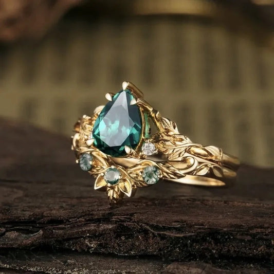 Vintage Floral Green Stone Ring-Ariette Jewelry