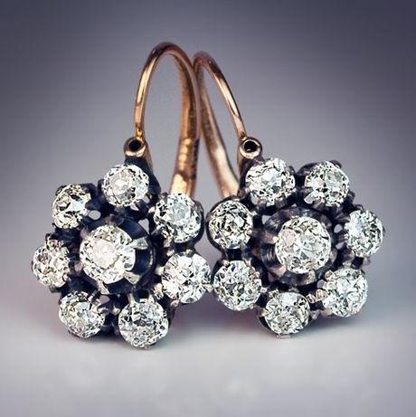 Vintage Rounded Bright Flower Earrings-Ariette Jewelry