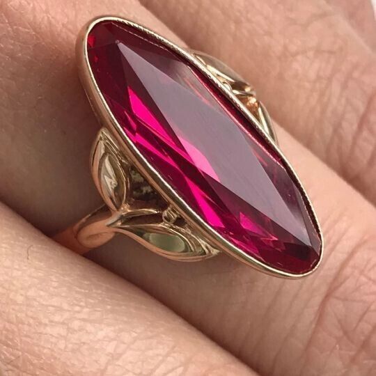 Vintage Garnet Oval Crystal Gold Ring-Ariette Jewelry