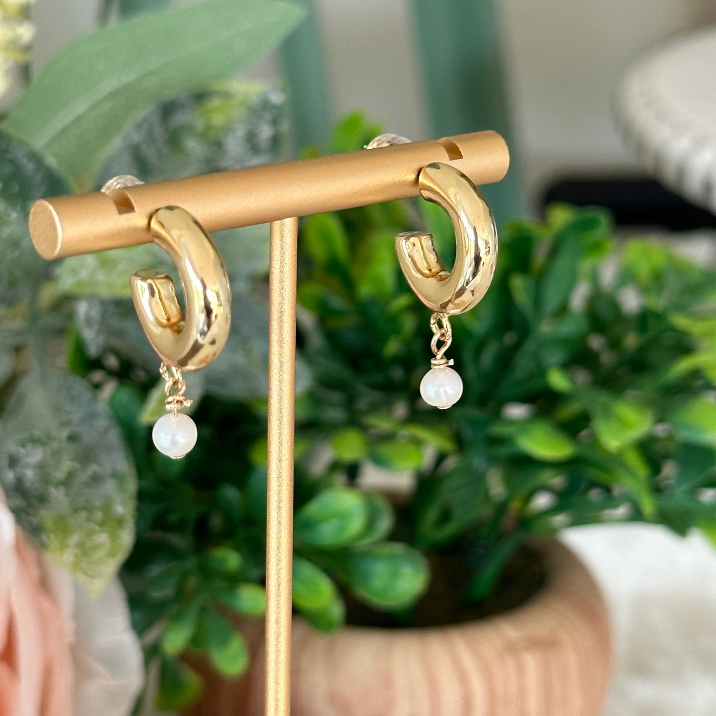 Ileana Thick Hoop Pearl Earrring-Ariette Jewelry