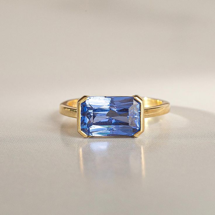 Vintage Rectangular Blue Glass Gold Ring-Ariette Jewelry