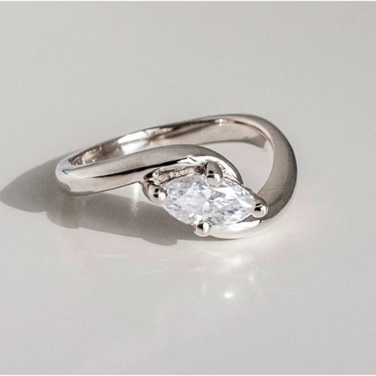 Vintage Zirconia Wavy Silver Ring-Ariette Jewelry