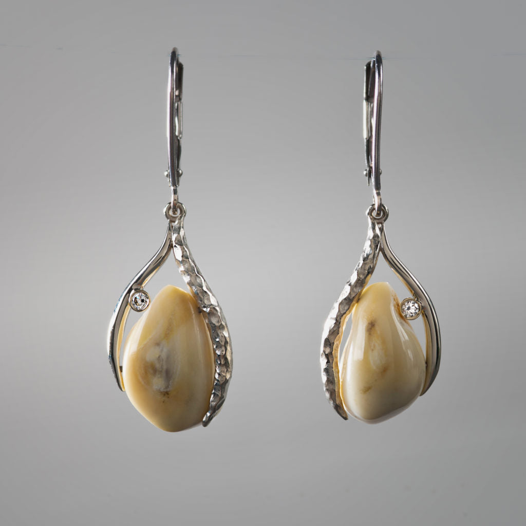 Vintage Nature Stone Bright Earrings-Ariette Jewelry