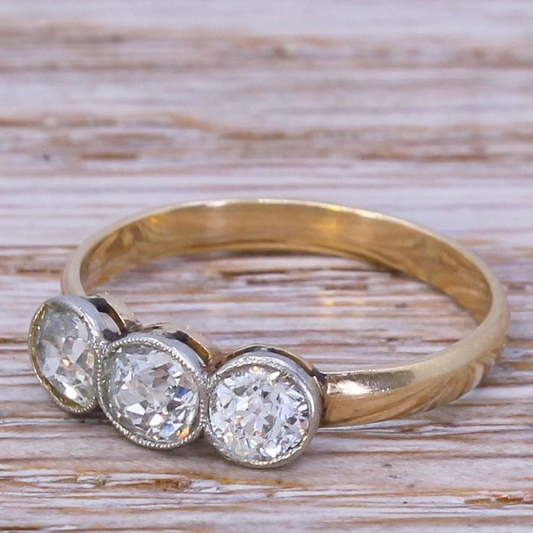 Vintage Three Glass Gold Ring-Ariette Jewelry