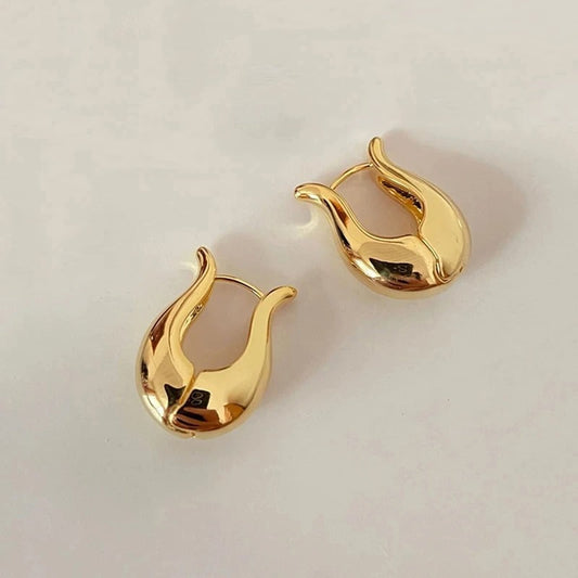 Gold Fluid Sleek Design Earrings-Ariette Jewelry