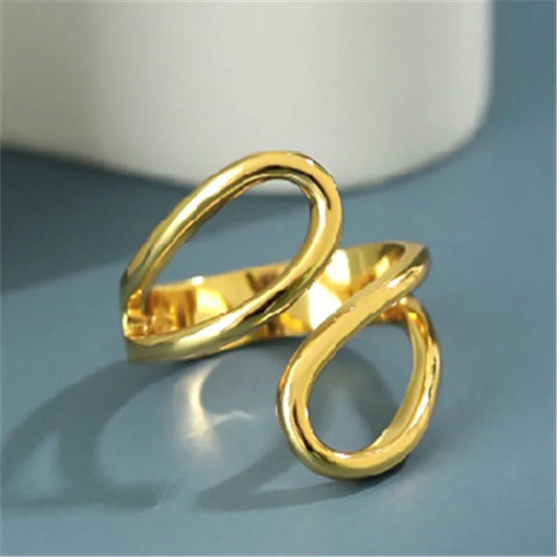 Retro Gold Timeless Curved Open-Loop Style Ring-Ariette Jewelry