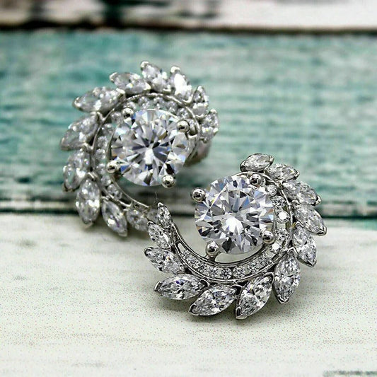Vintage Silver Wreath Stud Earrings-Ariette Jewelry