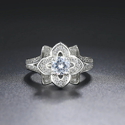 Timeless Floral Silver Band Vintage Ring-Ariette Jewelry