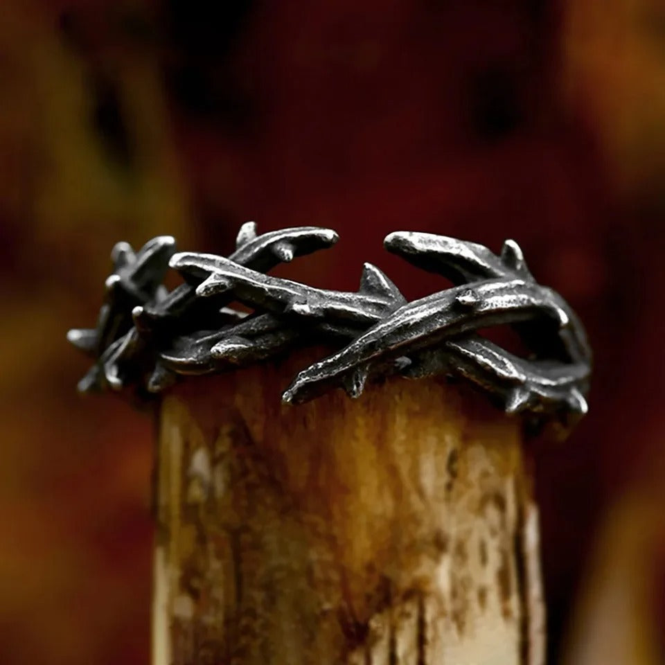 Vintage Black Crown of Thorns Ring-Ariette Jewelry