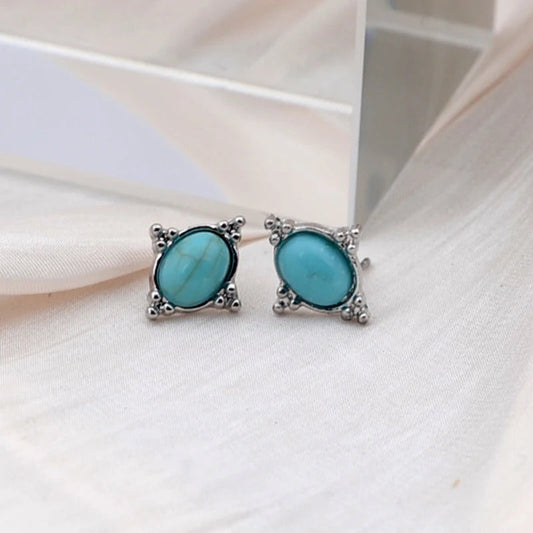 Vintage Silver Oval Turquoise Earrings-Ariette Jewelry