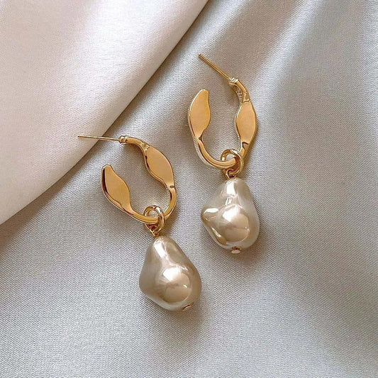 Vintage Gold Tear-Shaped Pearl Earrings-Ariette Jewelry
