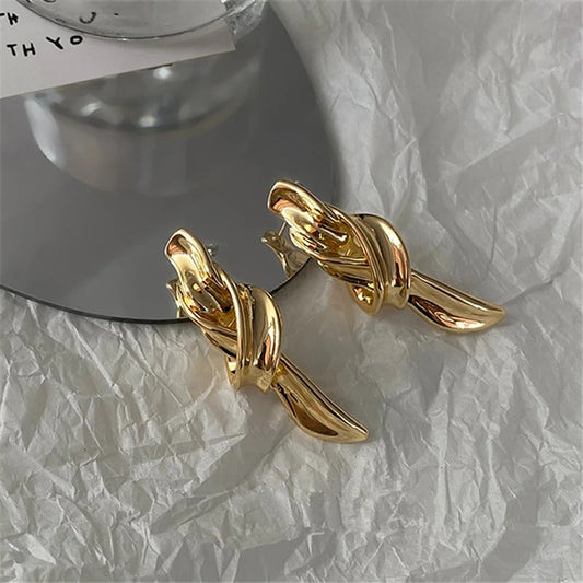 Vintage Gold Knot Design Earrings-Ariette Jewelry
