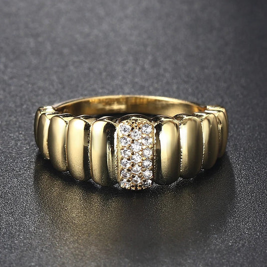 Vintage Gold Sparkling Diamond Inlay Ring-Ariette Jewelry