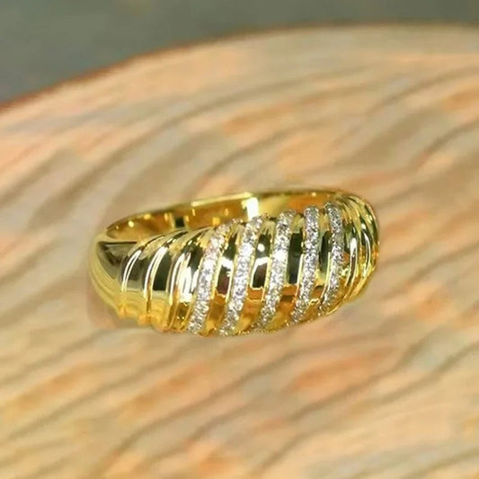 Vintage Gold Curved Stripe Ring-Ariette Jewelry