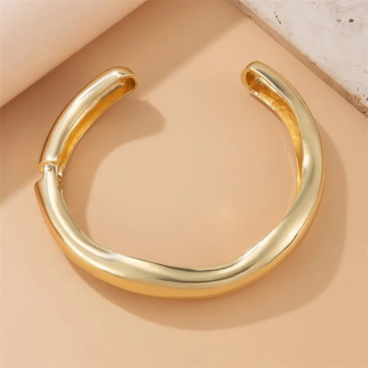 Classic Gold Choker Smooth Curved Necklace-Ariette Jewelry
