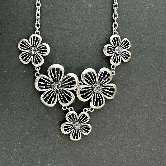 Vintage Black & Silver Flower Pendant Necklace-Ariette Jewelry