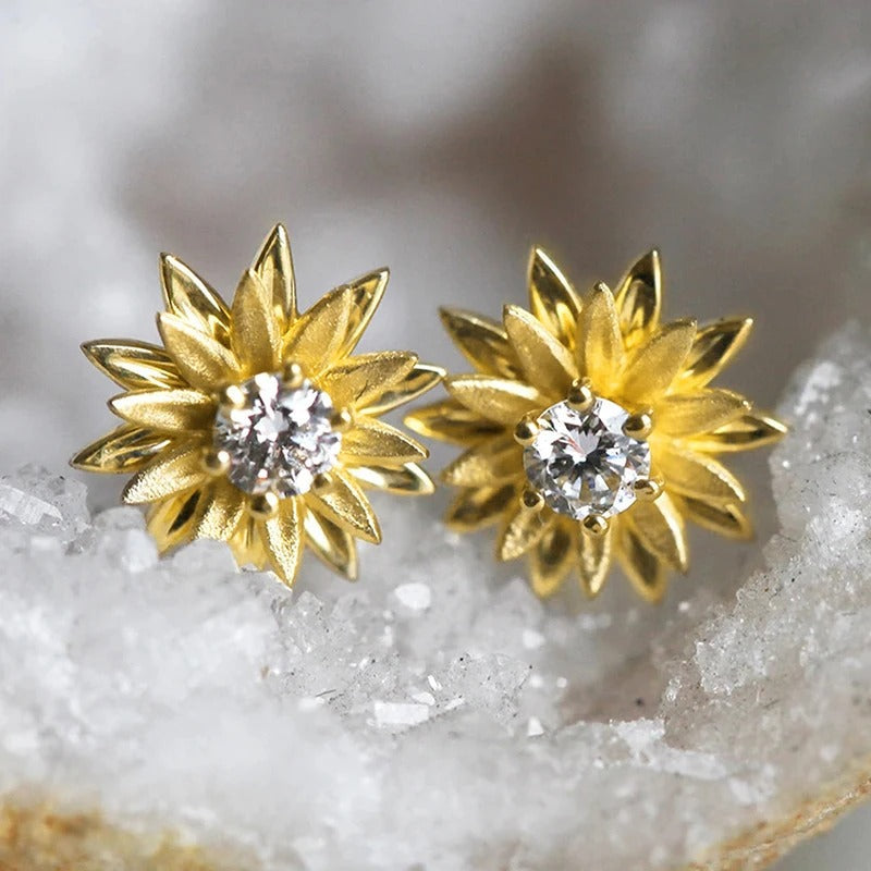 Vintage Gold Radiant Flower Earrings-Ariette Jewelry