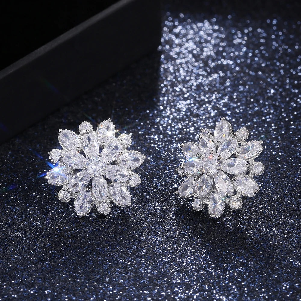 Vintage Crystal Flower Silver Earrings-Ariette Jewelry