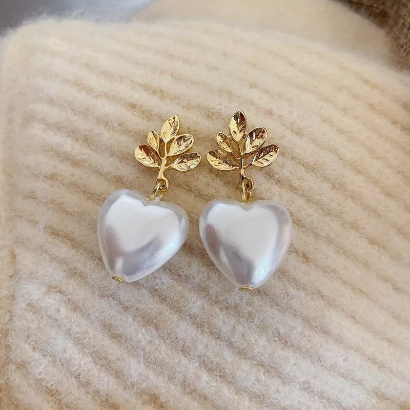 Vintage Gold Leaf Heart Earrings-Ariette Jewelry
