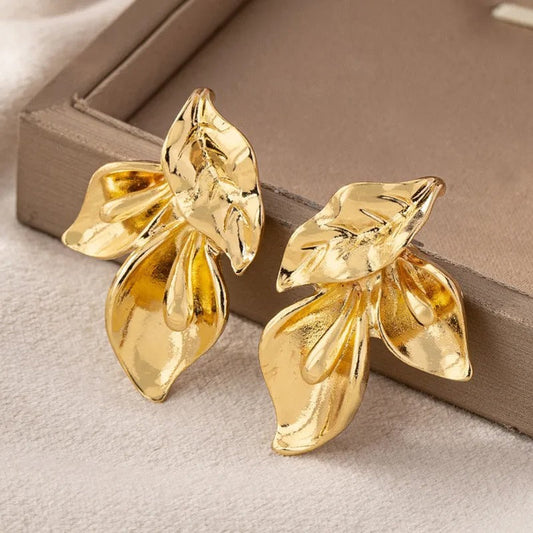 Vintage Gold Asymmetric Leaf Flower Stud Earrings-Ariette Jewelry