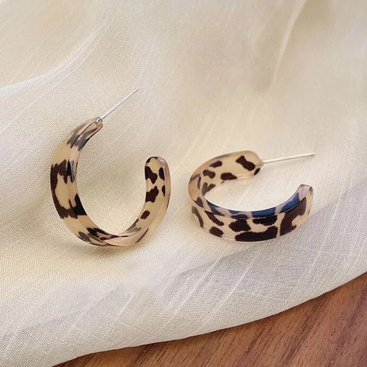 Vintage Leopard Print Hoop Stud Earrings-Ariette Jewelry