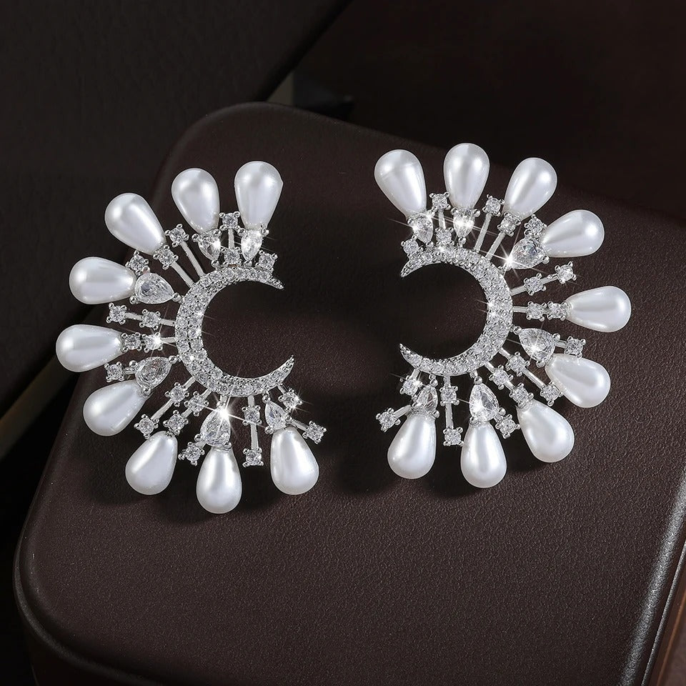 Vintage Moon & Pearl Silver Earrings-Ariette Jewelry