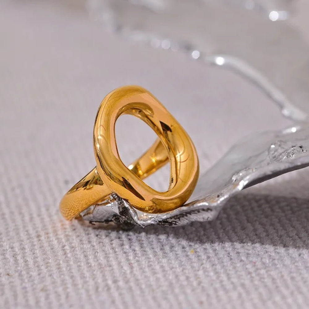 Vintage Modern Hollow Gold Ring-Ariette Jewelry