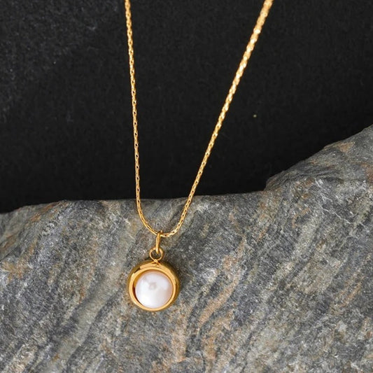 Vintage Gold Framed Pearl Necklace-Ariette Jewelry