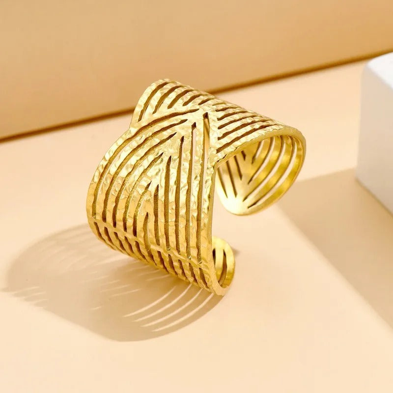 Sculpted Abstract Gold Adjustable Ring-Ariette Jewelry