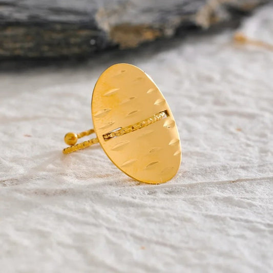 Vintage Oval Shield Gold Adjustable Ring-Ariette Jewelry
